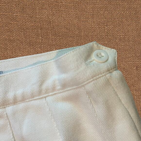 White pleated tennis mini skirt Urban Outfitters light academia preppy twee - Picture 6 of 8